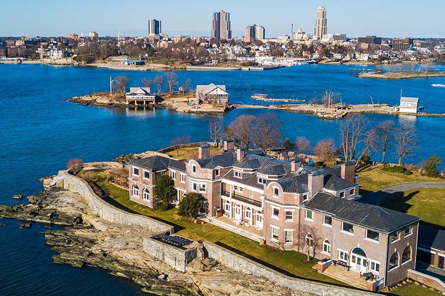 New Rochelle, NY - Aerial View of Mamaroneck, New Rochelle, and Larchmont With Large Bodies of Water